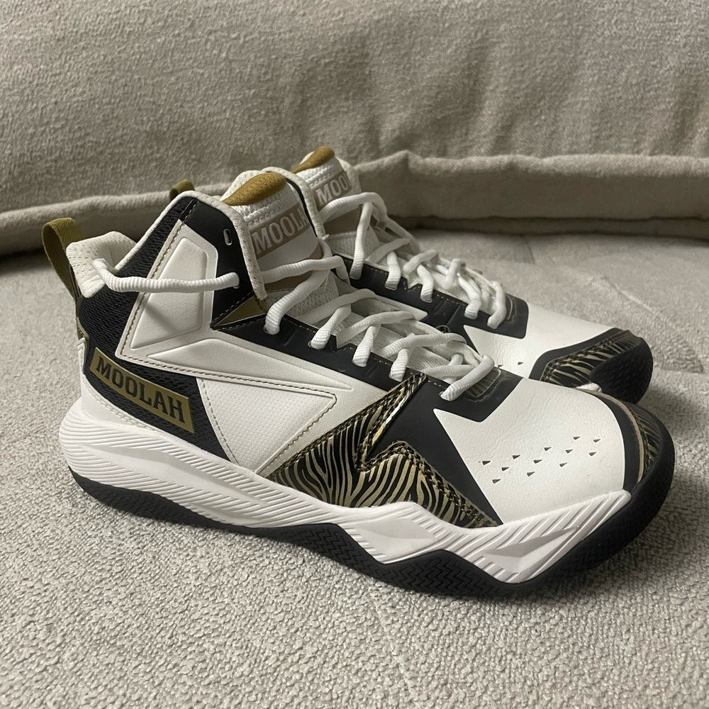 New Youth Moolah Basketball Shoe